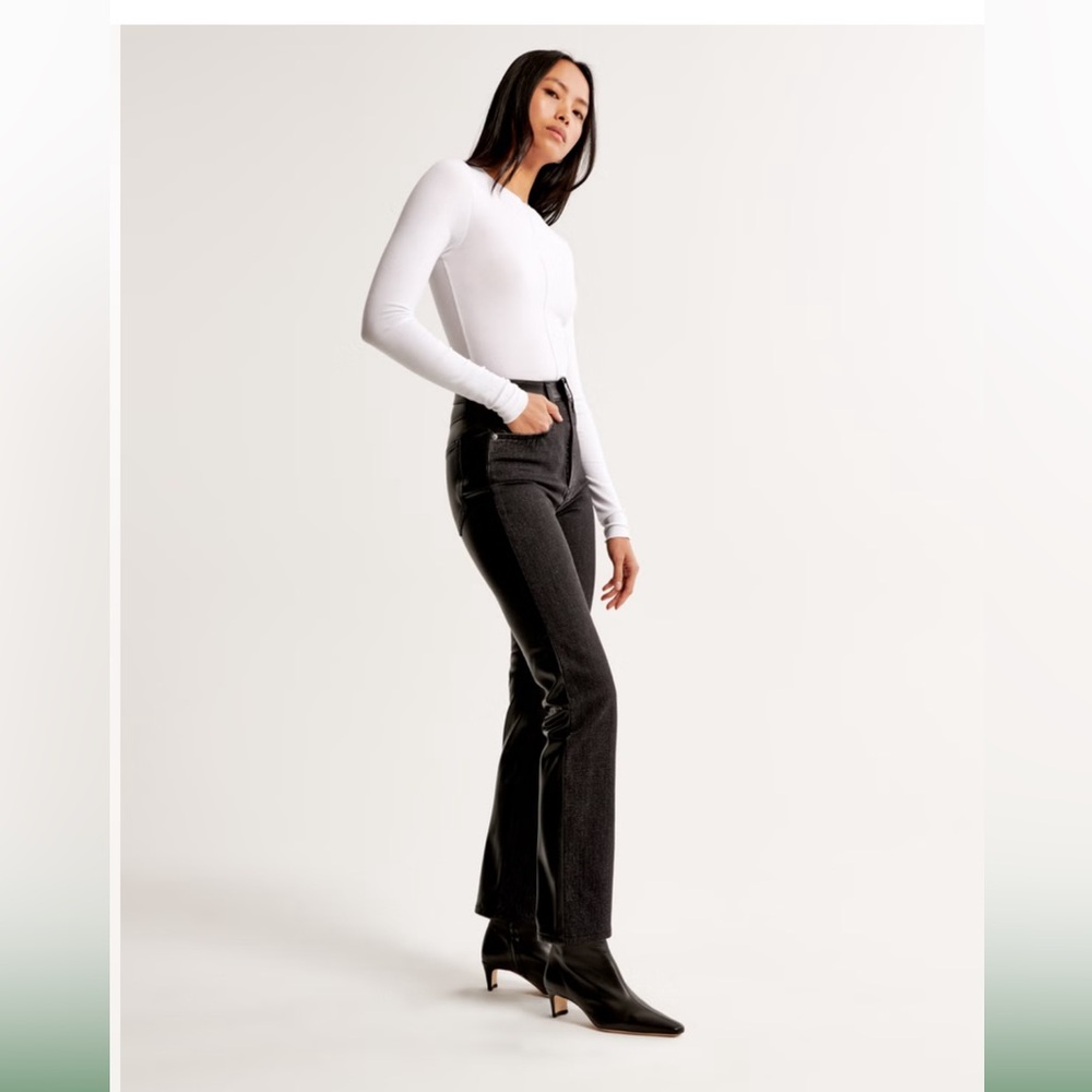 Abercrombie Mixed Fabric Ultra High Rise Ankle Straight Jean